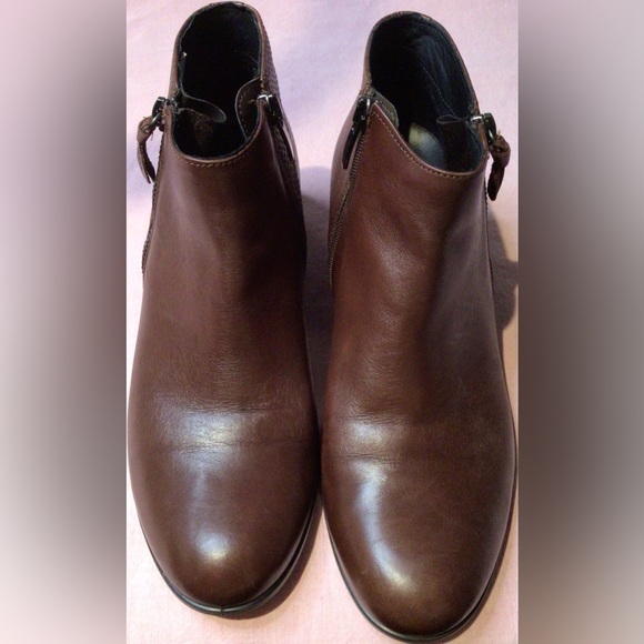 ECCO Shape 39 Zip Brown ankle Boots size 8-8.5